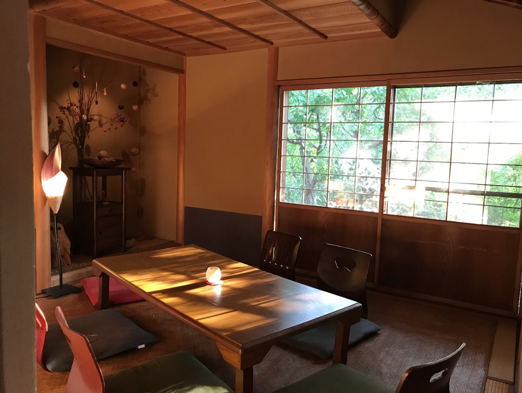 Tsukikoya Coffee Roaster 山の上店